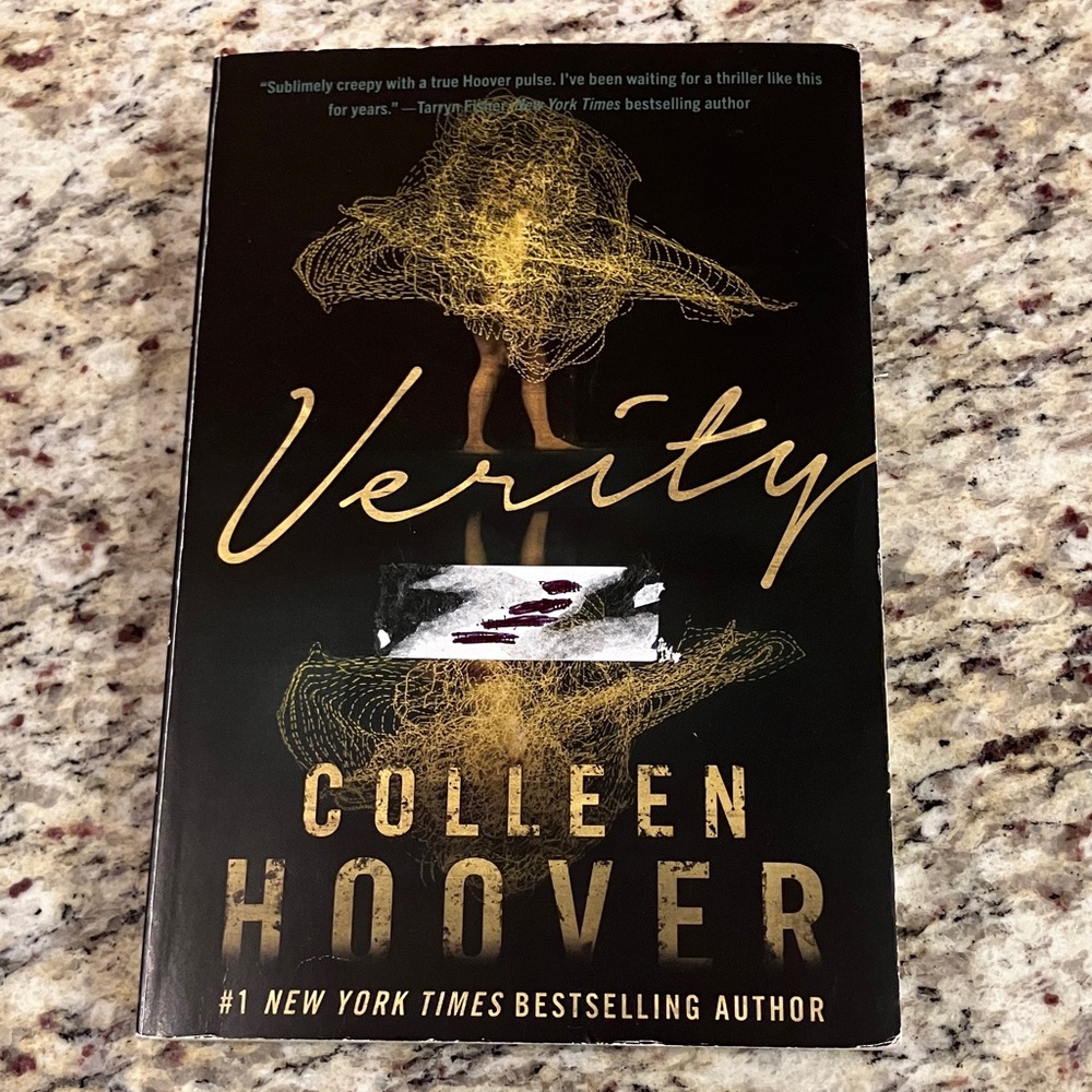 Verity by Colleen Hoover Paperback Psychological Thriller Romance Bestseller